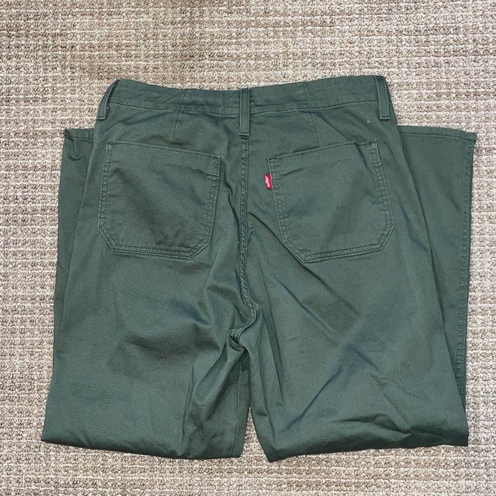 WOMENS LEVI'S COTTON OLIVE GREEN CARGO ARMY PANTS SIZE 31 - Picture 4 of 9